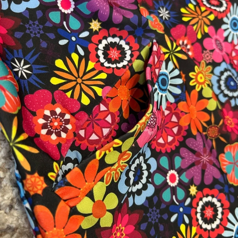 KATHERINE’S WAY DORAL dress in bold blossoms shift dress NWOT size XS UPF 50+ - Picture 9 of 12